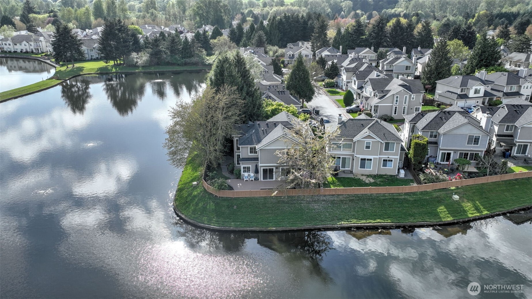 5701 S 234th Street #29, Kent, WA 98032