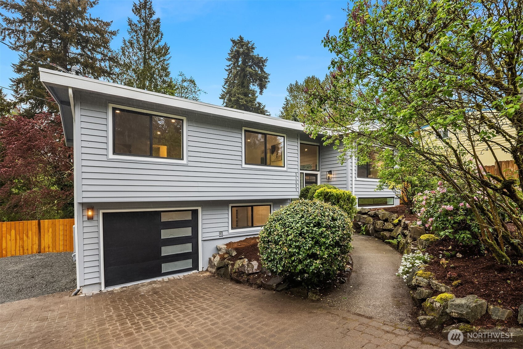 21237 38th Place W, Brier, WA 98036-6810