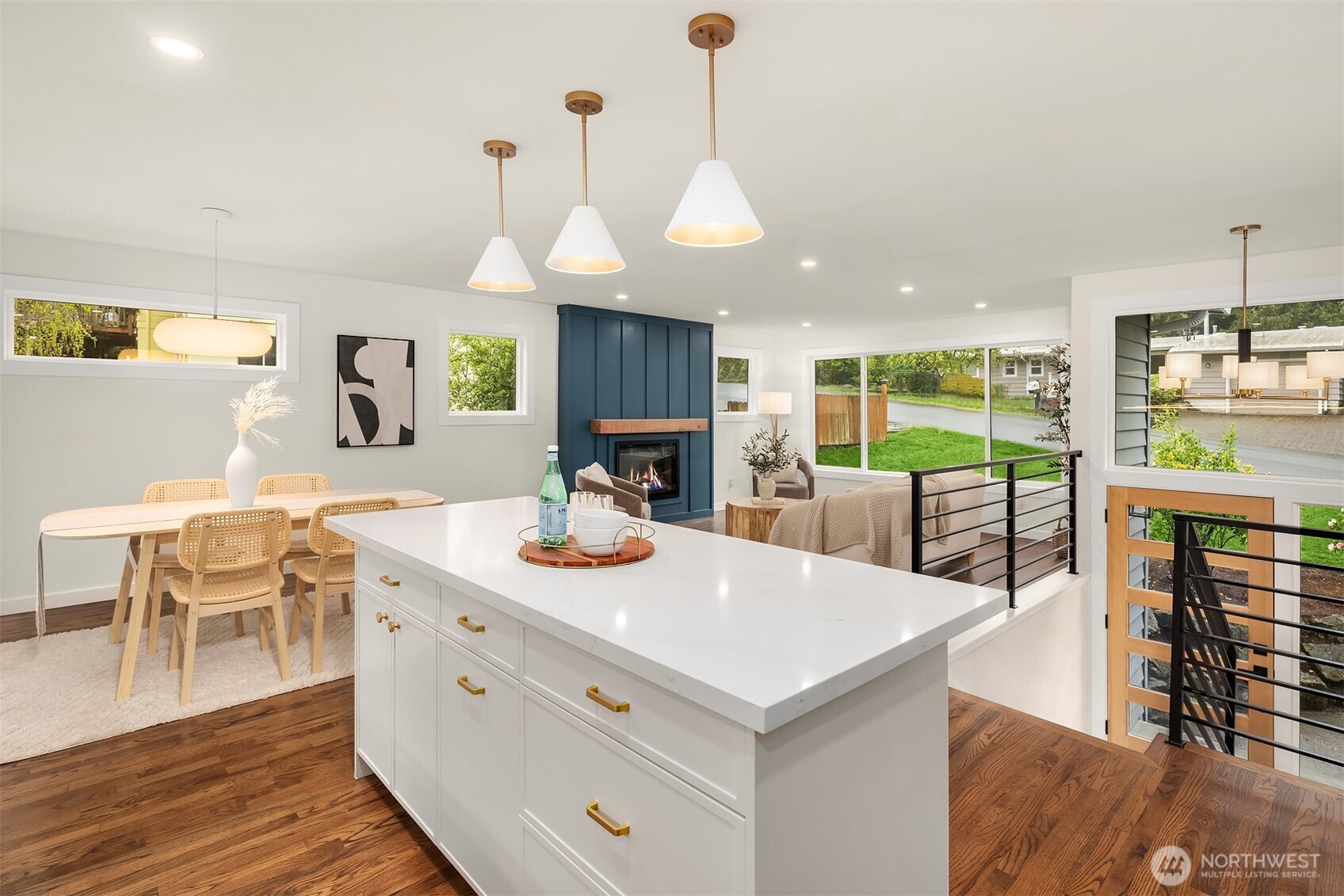 21237 38th Place W, Brier, WA 98036-6810