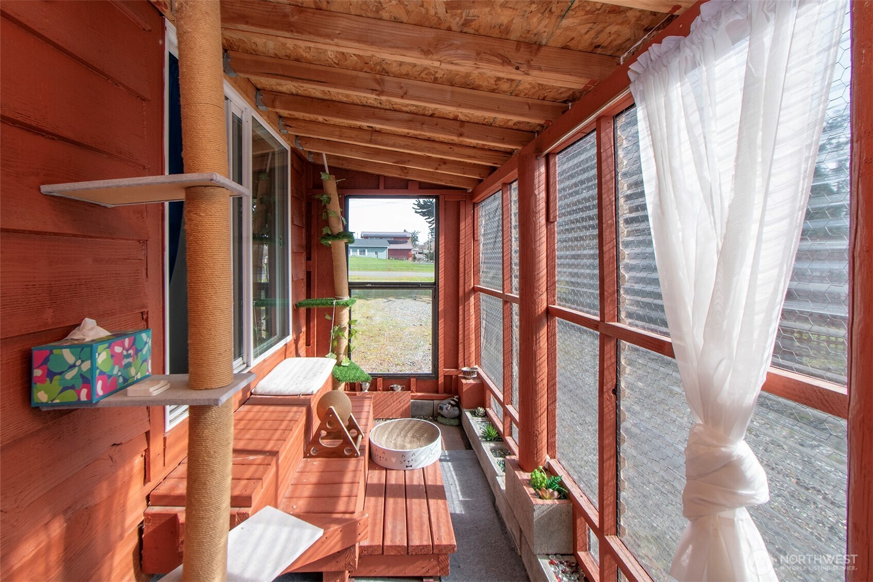 311 Mountain View Drive , Sequim, WA 98382