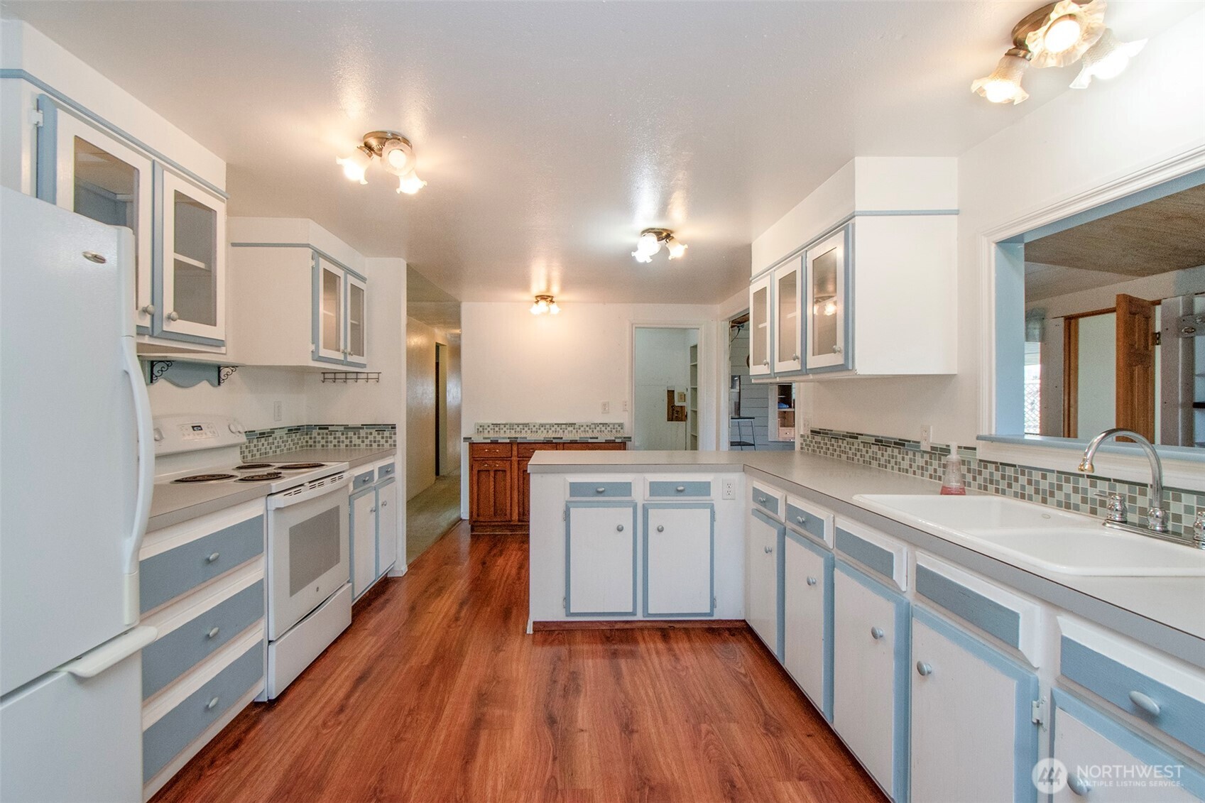 311 Mountain View Drive , Sequim, WA 98382