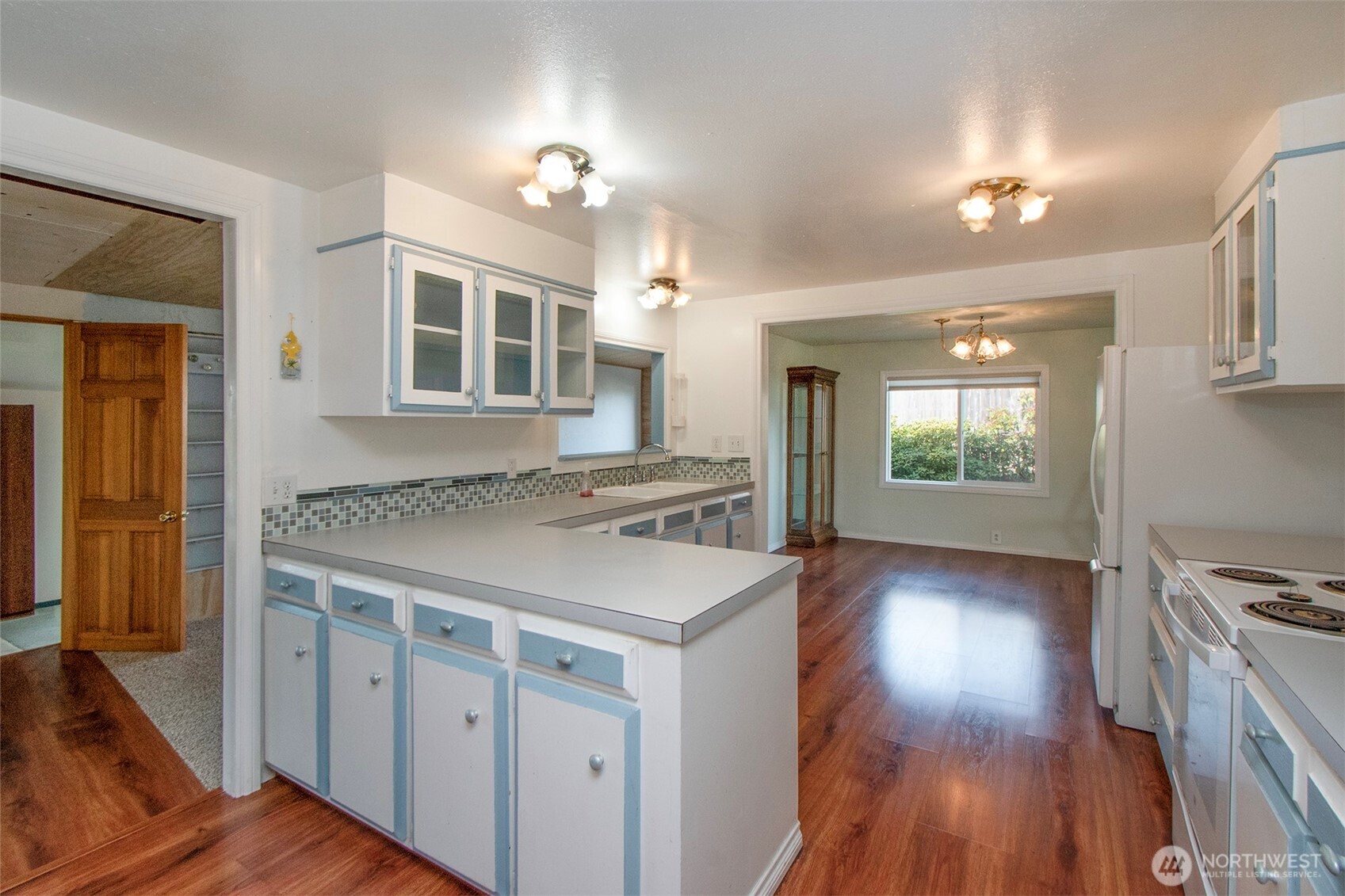 311 Mountain View Drive , Sequim, WA 98382
