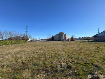955 N 5th Avenue , Sequim, WA 98382 - Photo 18