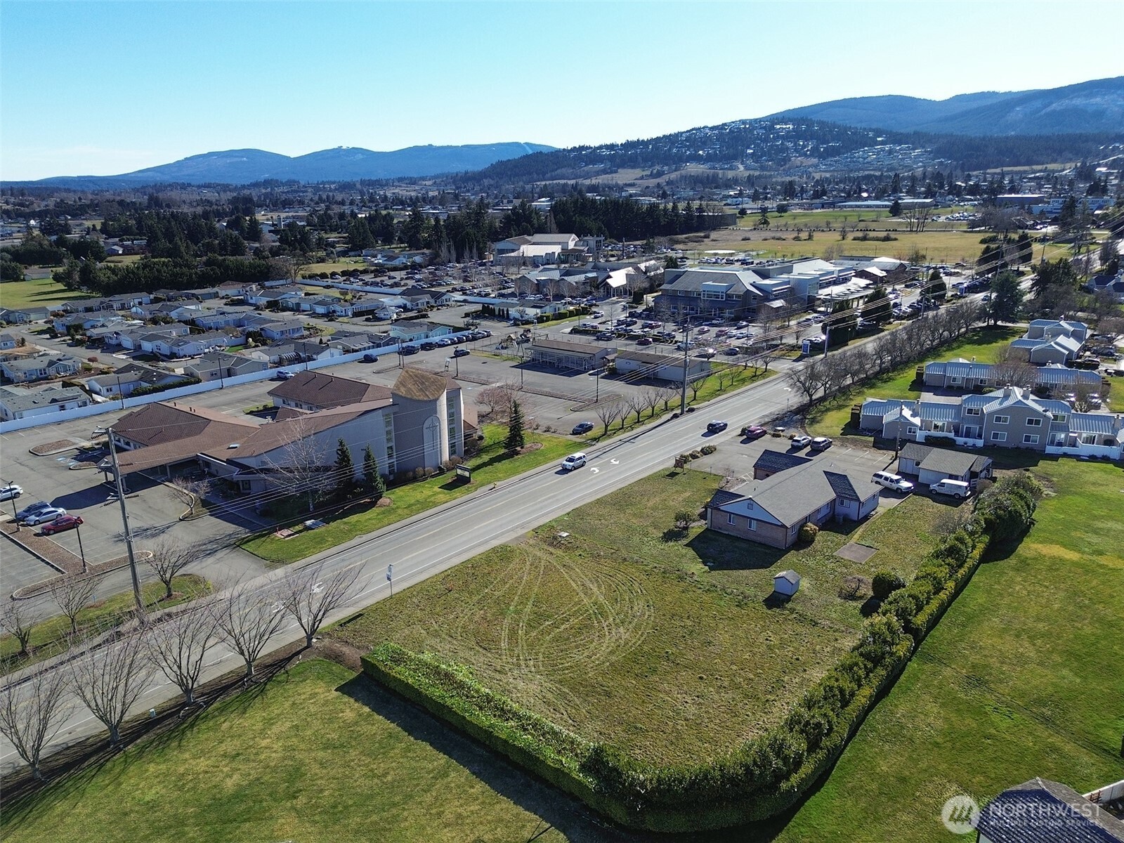 955 N 5th Avenue , Sequim, WA 98382