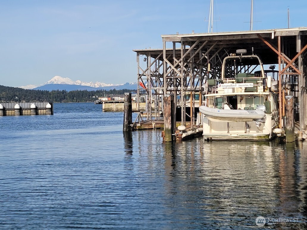 1600 5th Street #C-100, Anacortes, WA 98221