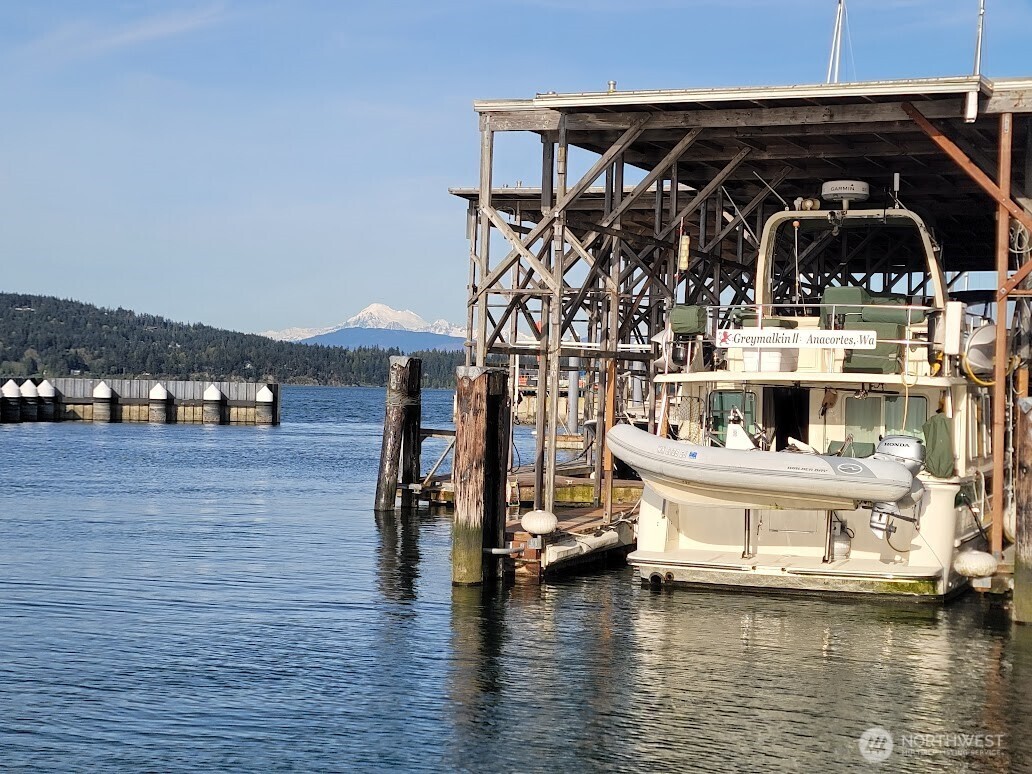 1600 5th Street #C-100, Anacortes, WA 98221