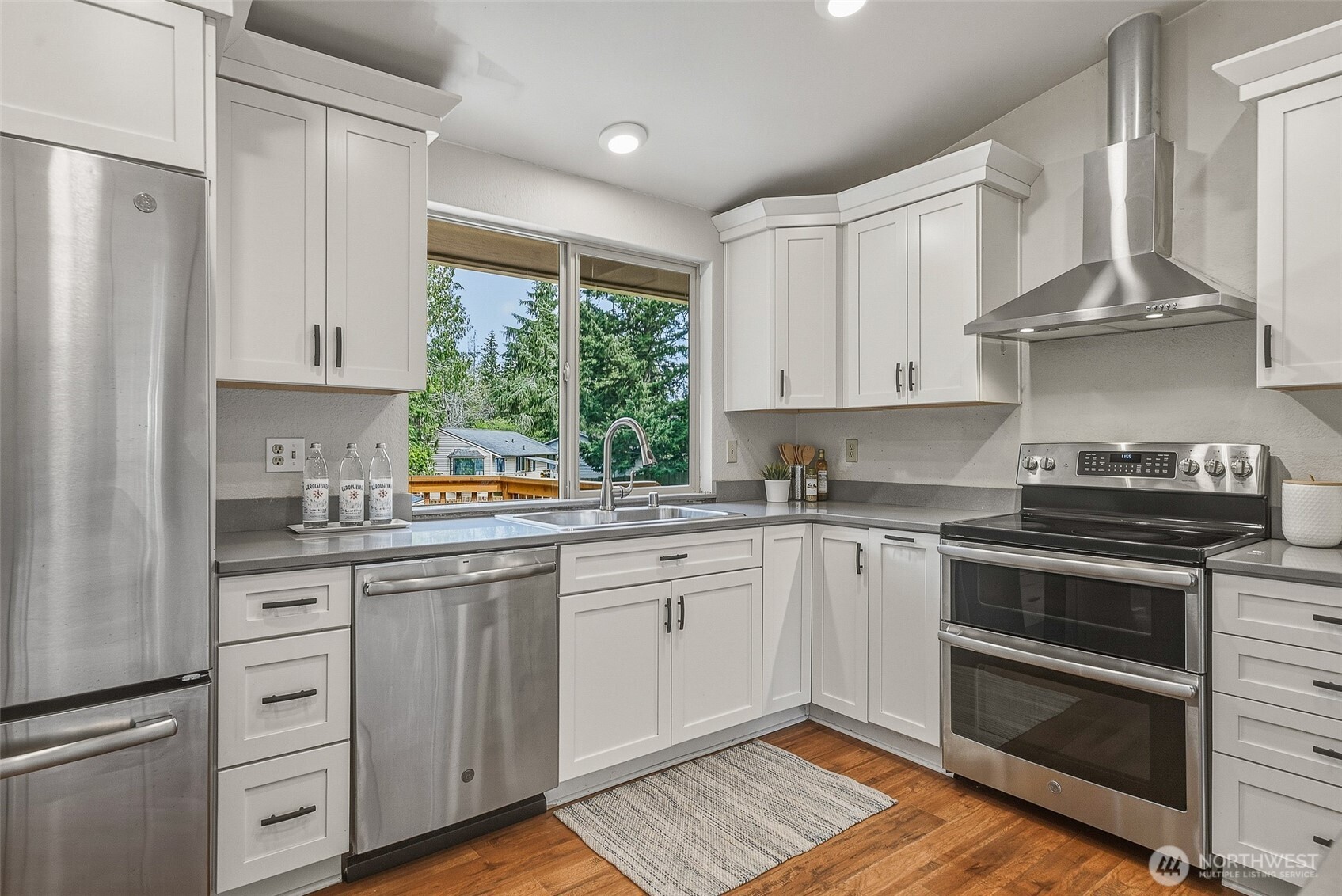 14329 43rd Avenue W, Lynnwood, WA 98087