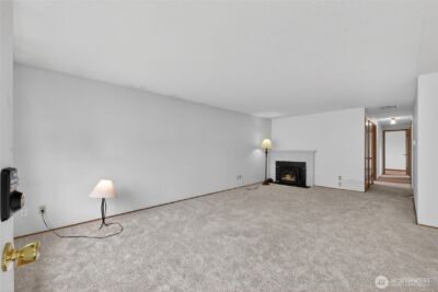 614 Violet Meadow Street S, Tacoma, WA 98444 - Photo 3
