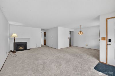 614 Violet Meadow Street S, Tacoma, WA 98444 - Photo 4