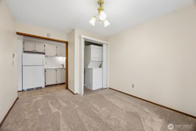 319 7th Place SE, Puyallup, WA 98372 - Photo 9