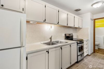 319 7th Place SE, Puyallup, WA 98372 - Photo 10