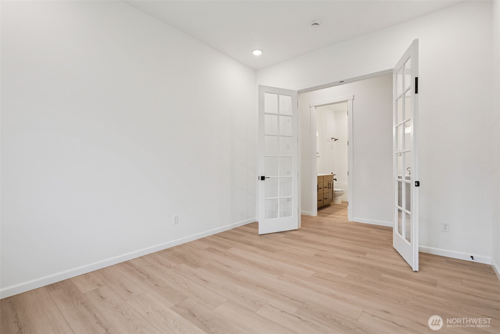 60 McCartney Peak Lane #67, Port Ludlow, WA 98365