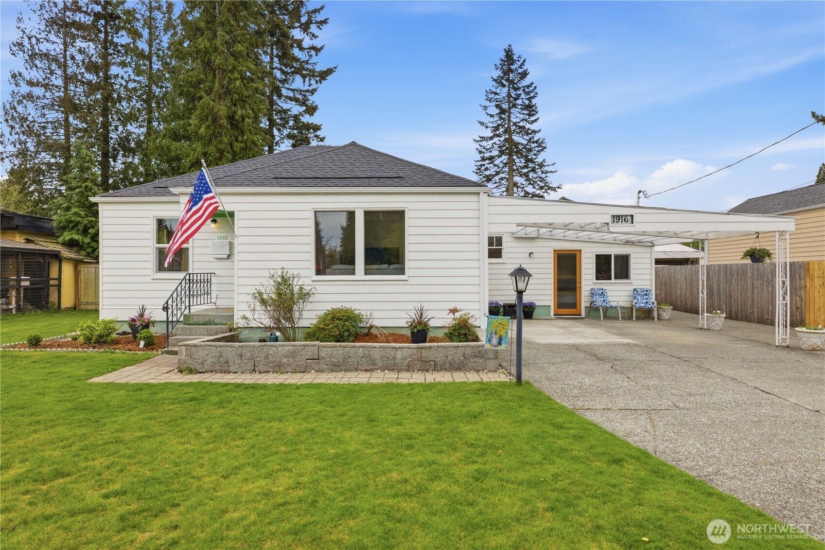 1916 Wilson Avenue , Enumclaw, WA 98022