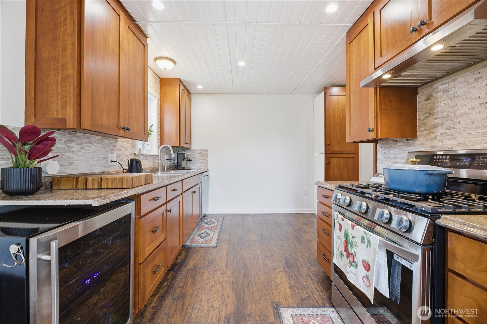 1916 Wilson Avenue , Enumclaw, WA 98022
