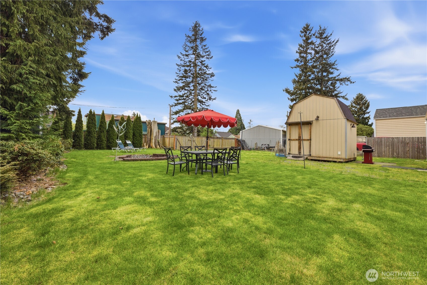 1916 Wilson Avenue , Enumclaw, WA 98022
