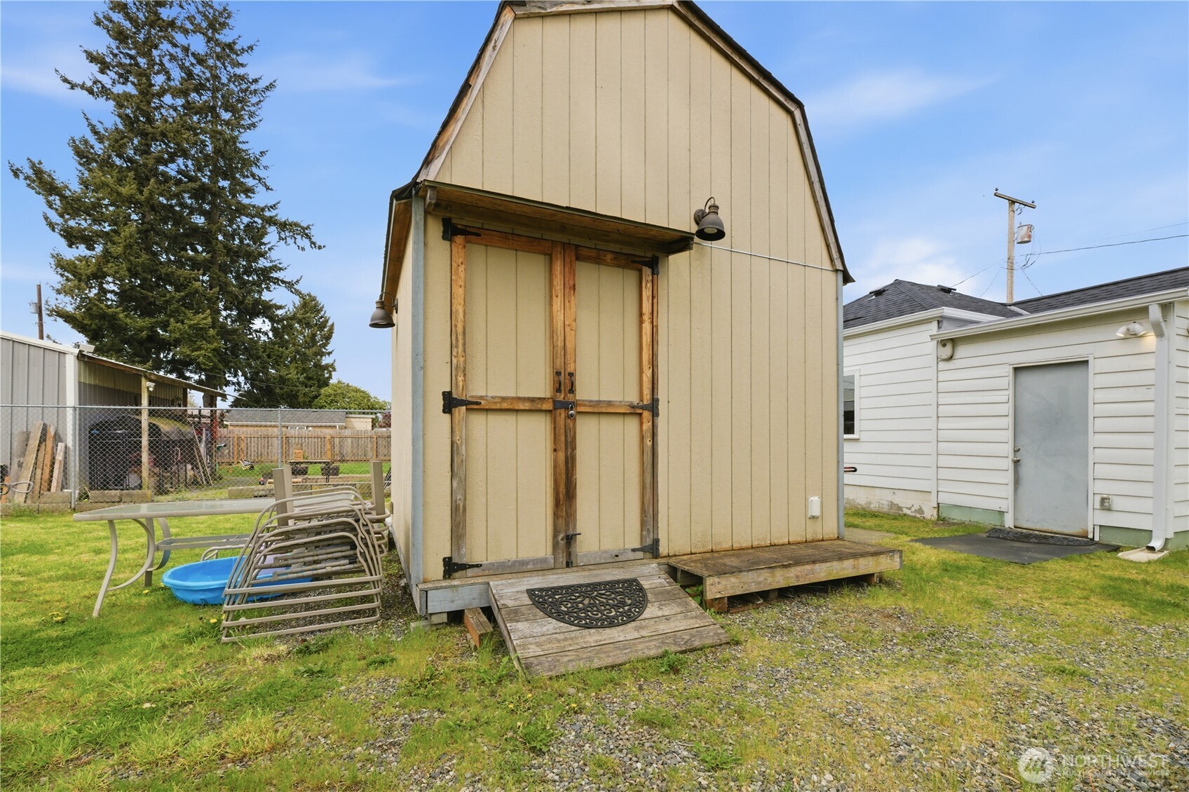1916 Wilson Avenue , Enumclaw, WA 98022