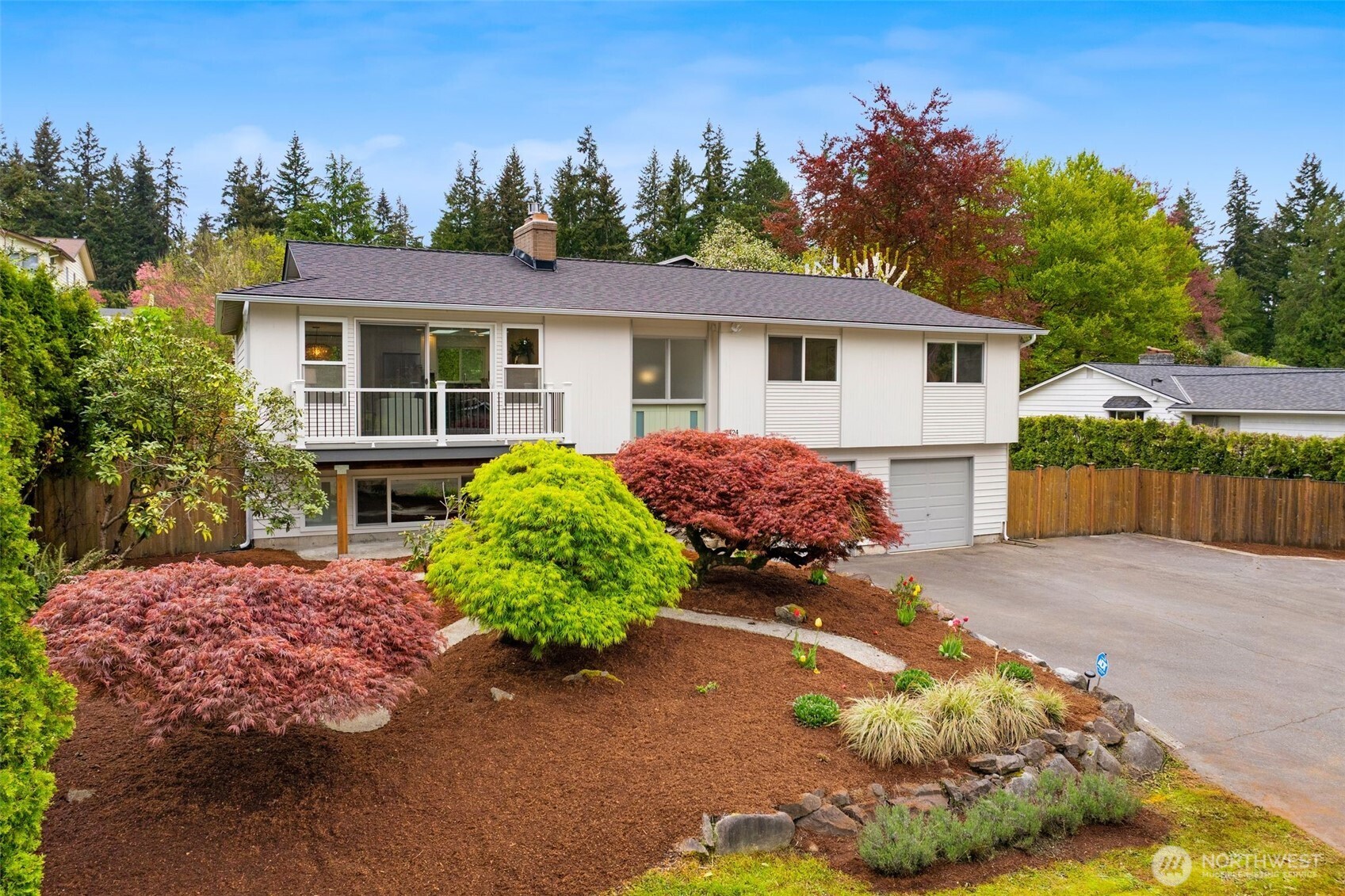 7424 NE 120th Street , Kirkland, WA 98034