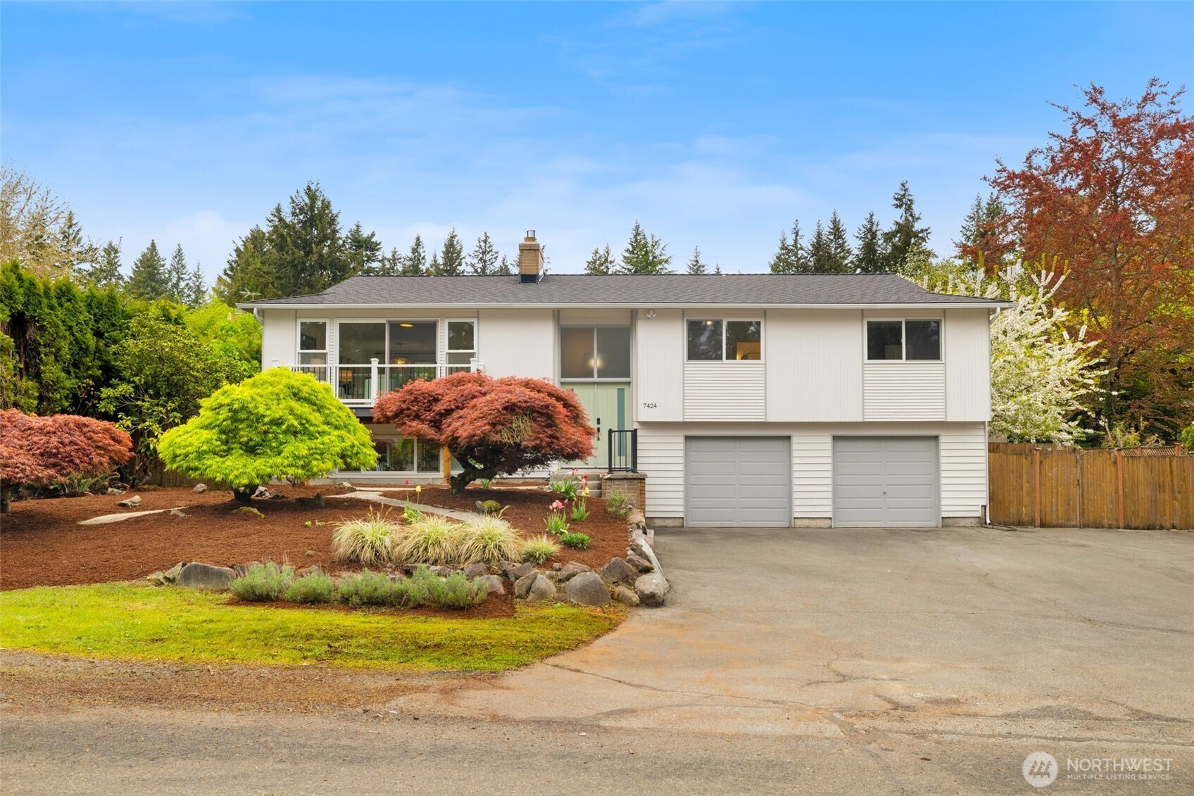 7424 NE 120th Street , Kirkland, WA 98034