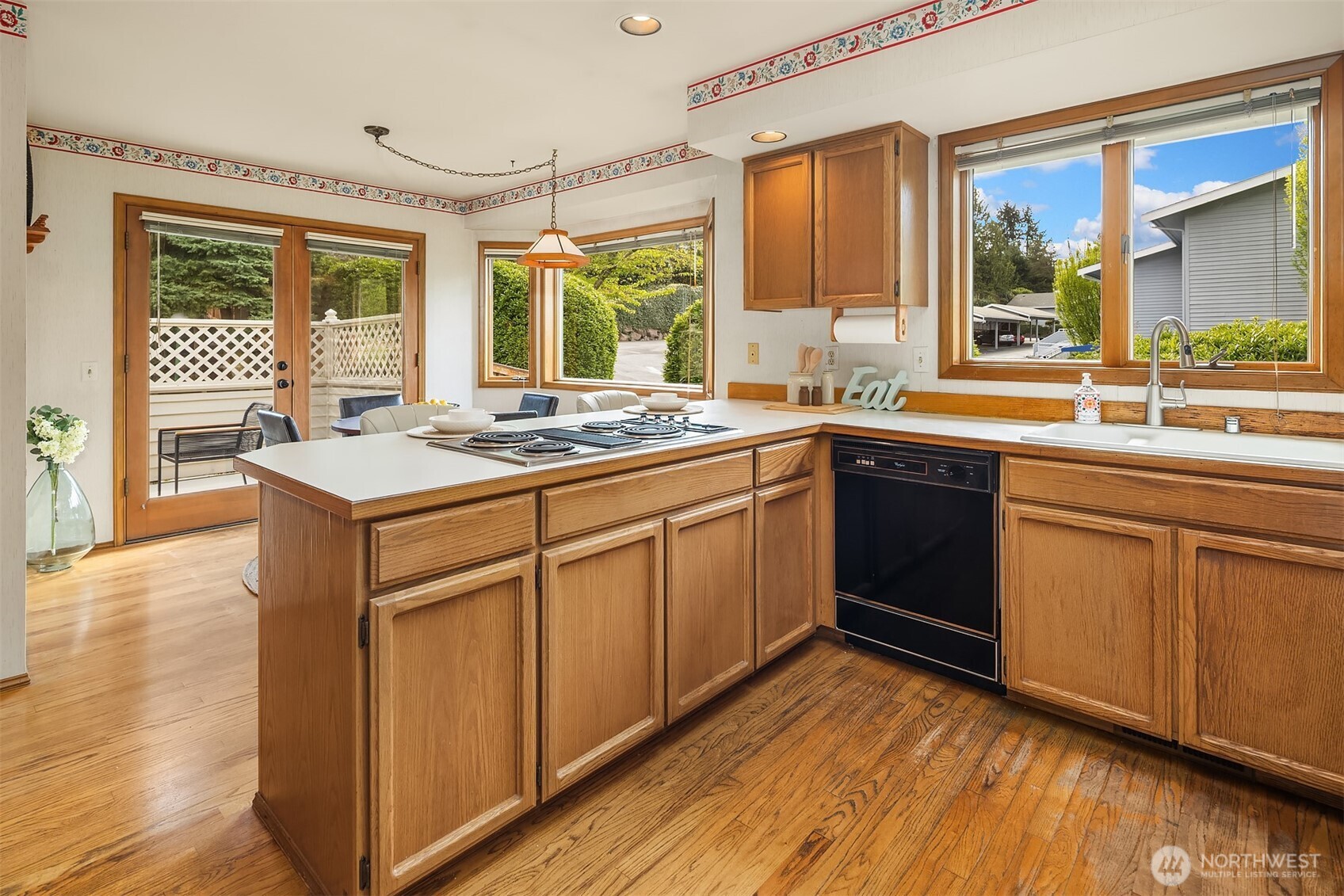 1201 6th Place S, Edmonds, WA 98020