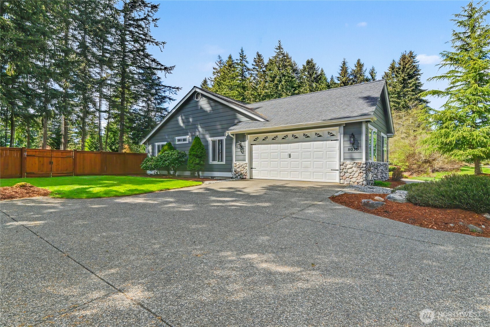 8011 Countrywood Drive SE, Olympia, WA 98501