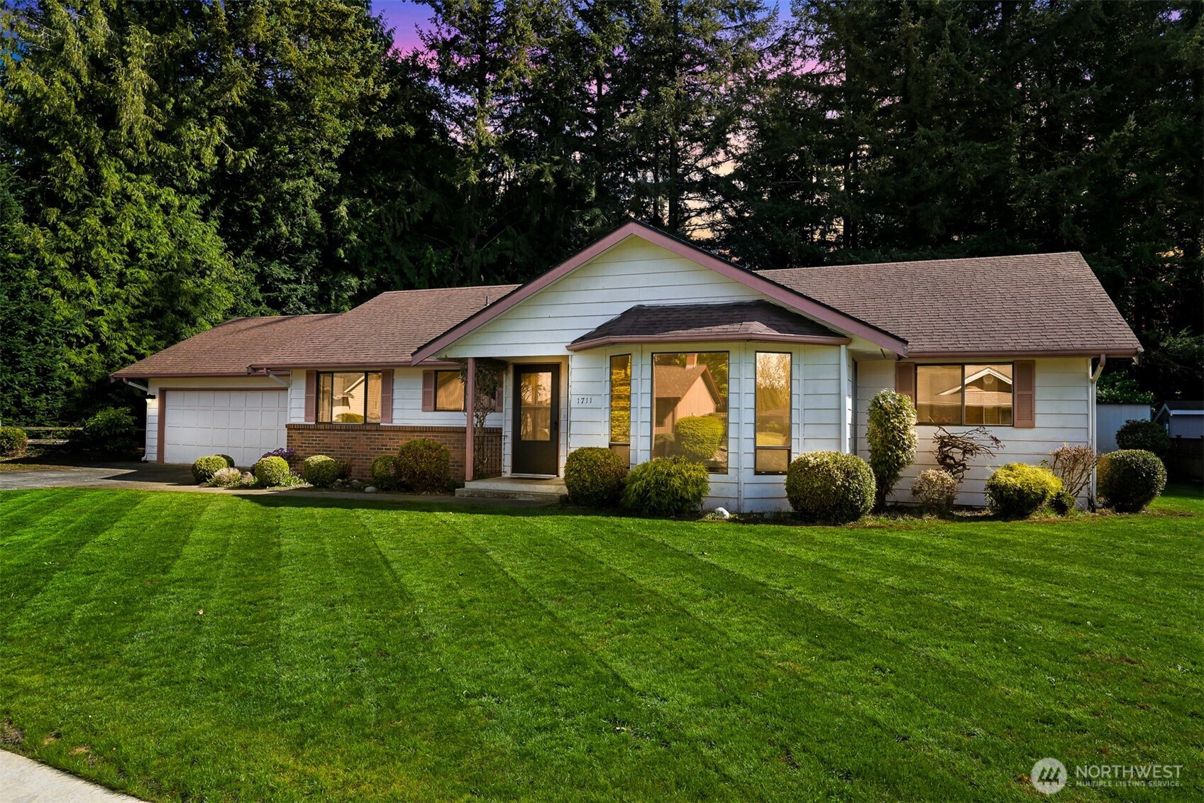 1711 Village Drive , Lynden, WA 98264