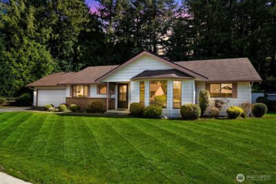 1711 Village Drive , Lynden, WA 98264