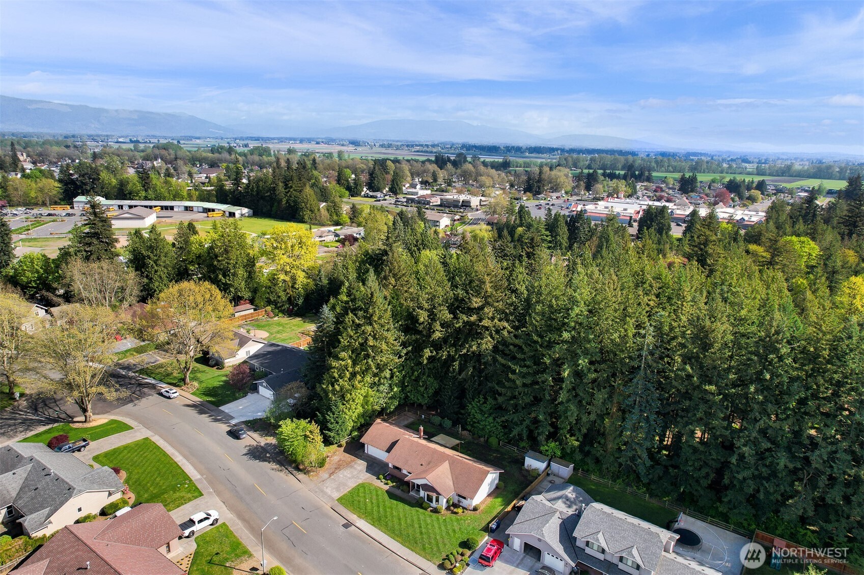 1711 Village Drive , Lynden, WA 98264