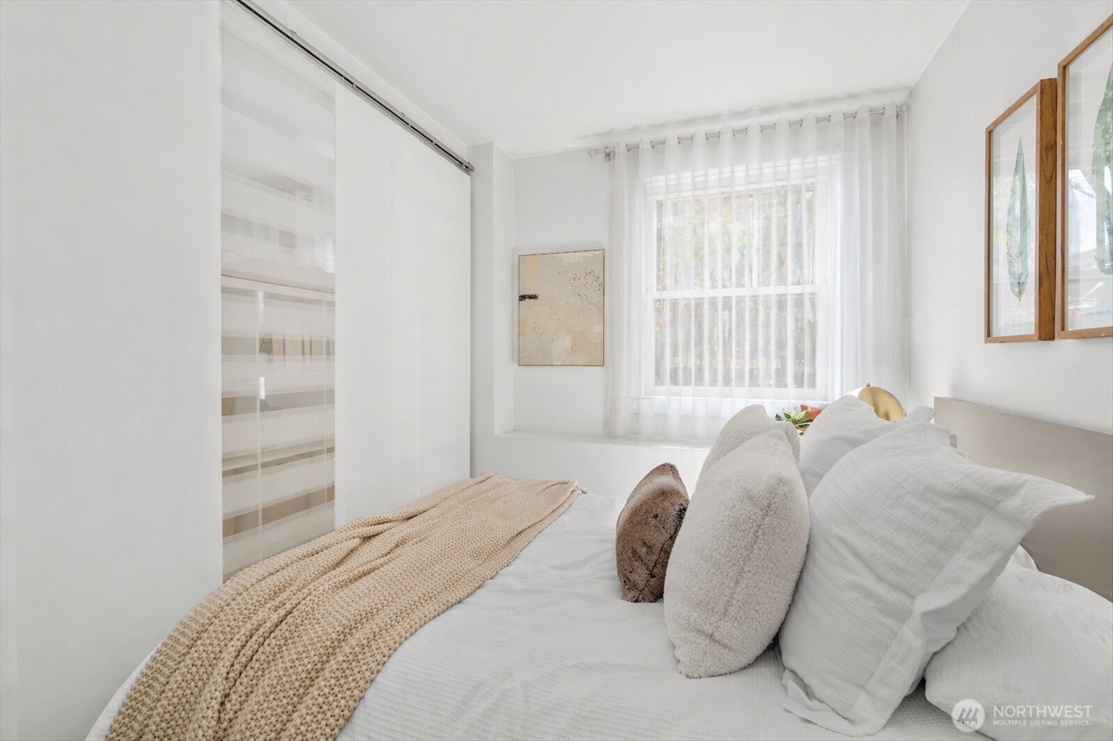1017 Minor Avenue #206, Seattle, WA 98104-1304