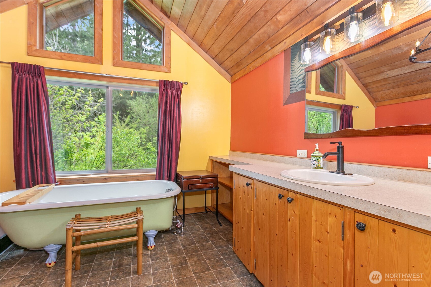 50271 State Route 20 , Concrete, WA 98237