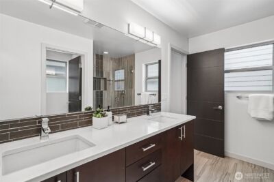 8297 5th Avenue NE, Seattle, WA 98115-4116 - Photo 13
