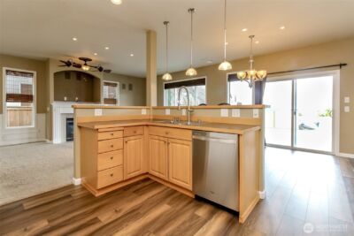 17806 106th Street E, Bonney Lake, WA 98391 - Photo 7