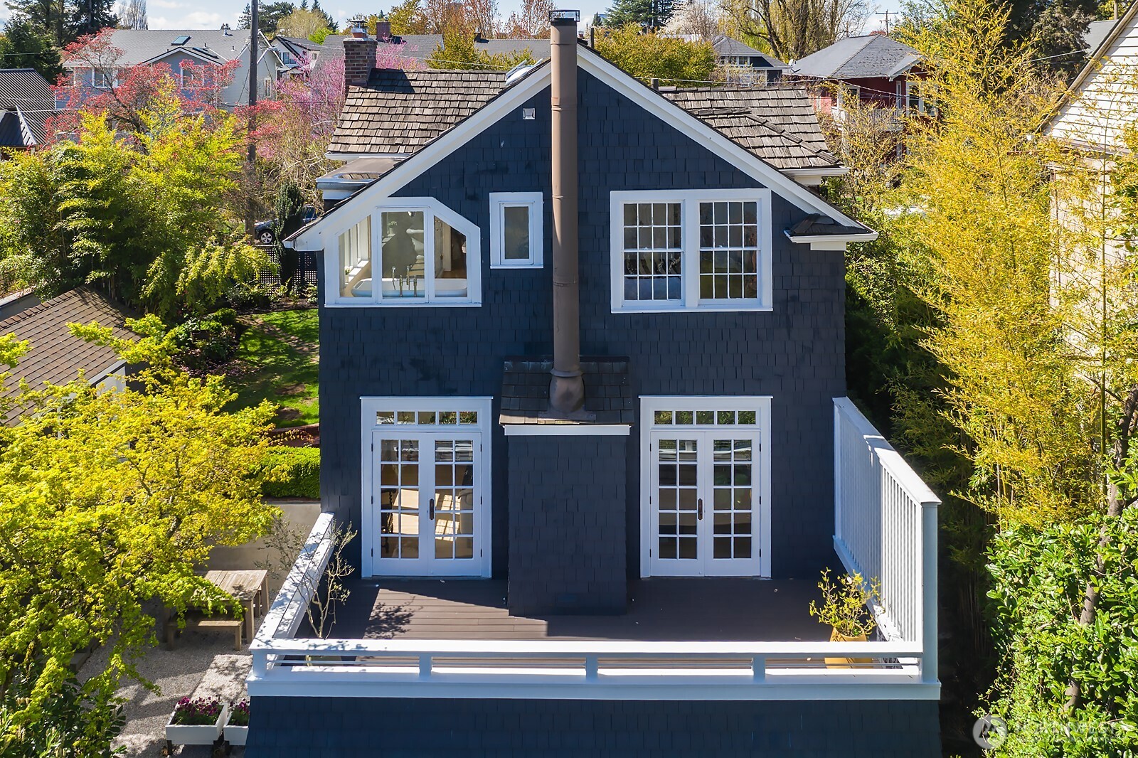 624 35th Avenue , Seattle, WA 98122