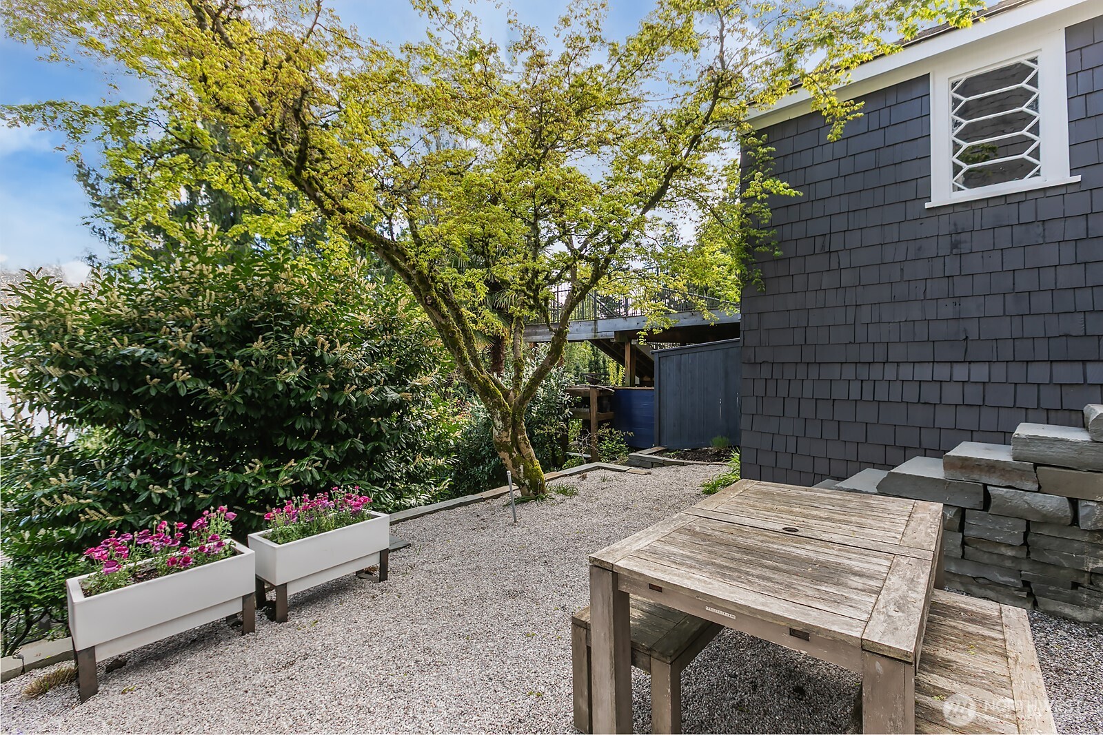 624 35th Avenue , Seattle, WA 98122