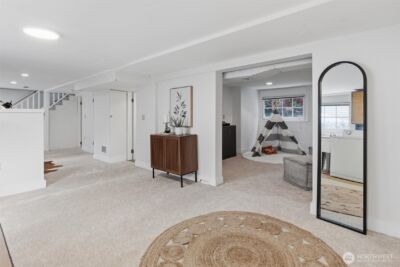 715 N 48th Street , Seattle, WA 98103 - Photo 26