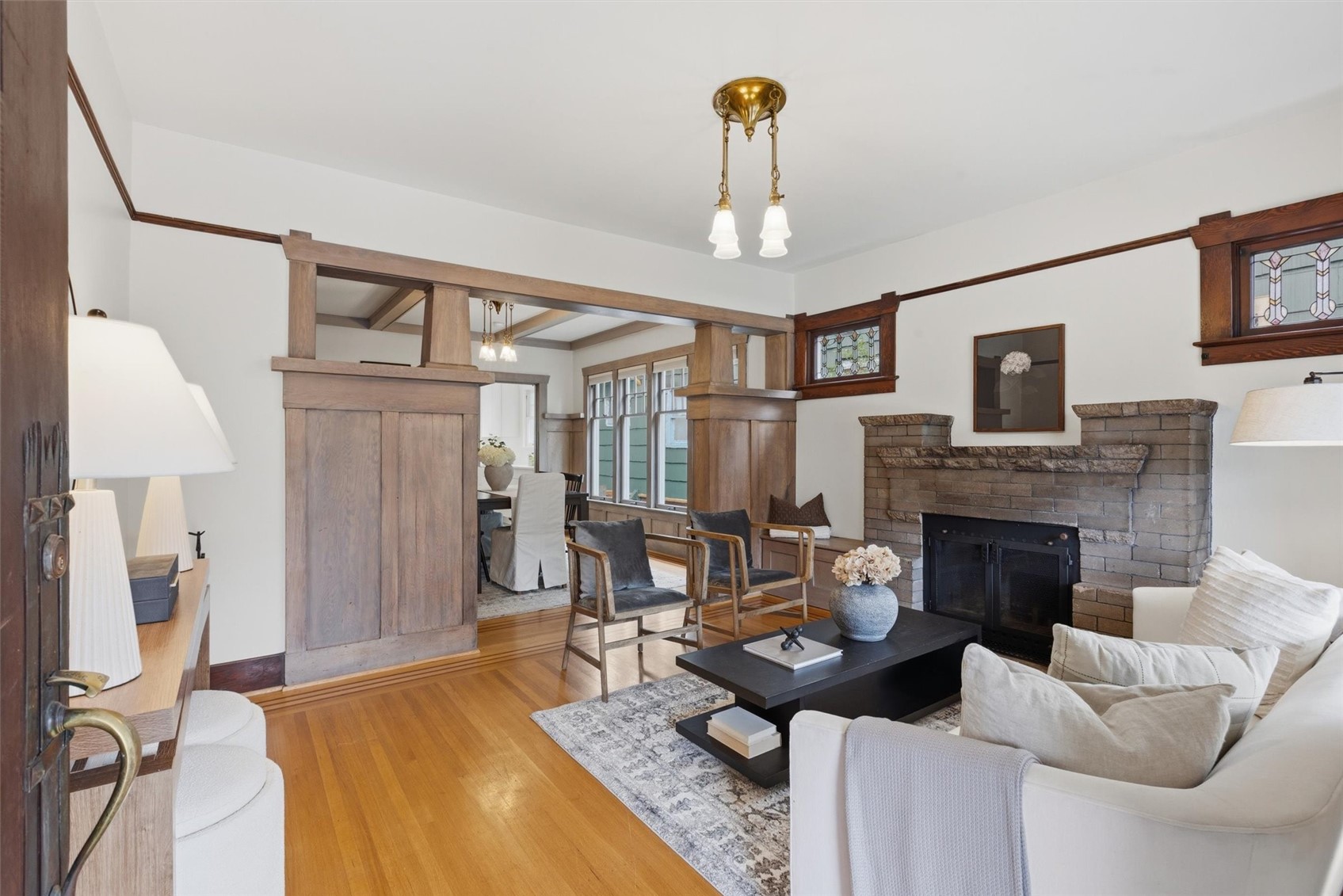 715 N 48th Street , Seattle, WA 98103