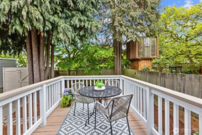 715 N 48th Street , Seattle, WA 98103 - Photo 18