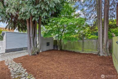 715 N 48th Street , Seattle, WA 98103 - Photo 20
