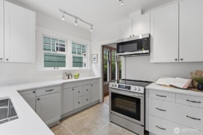715 N 48th Street , Seattle, WA 98103 - Photo 14