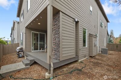 19230 37th Drive SE, Bothell, WA 98012 - Photo 36