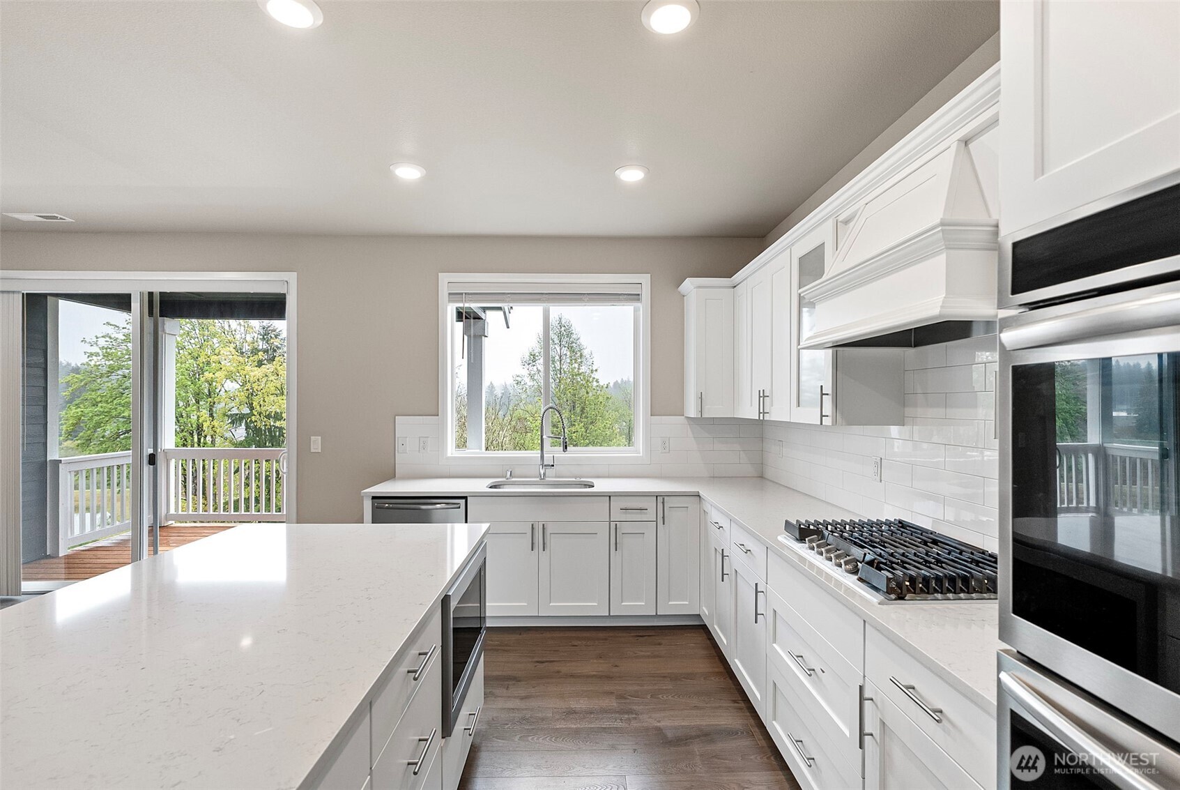 10432 Treasure Drive NW, Silverdale, WA 98383