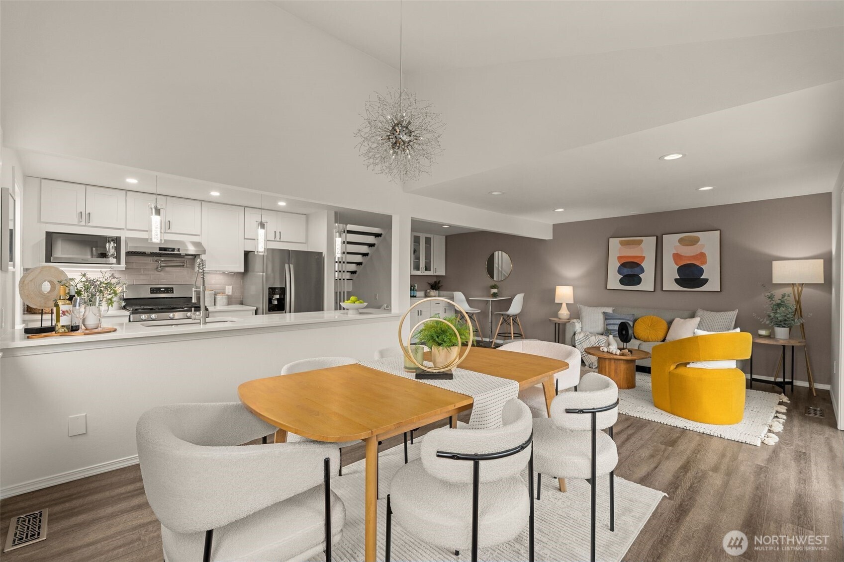 216 167th Place NE, Bellevue, WA 98008-4520