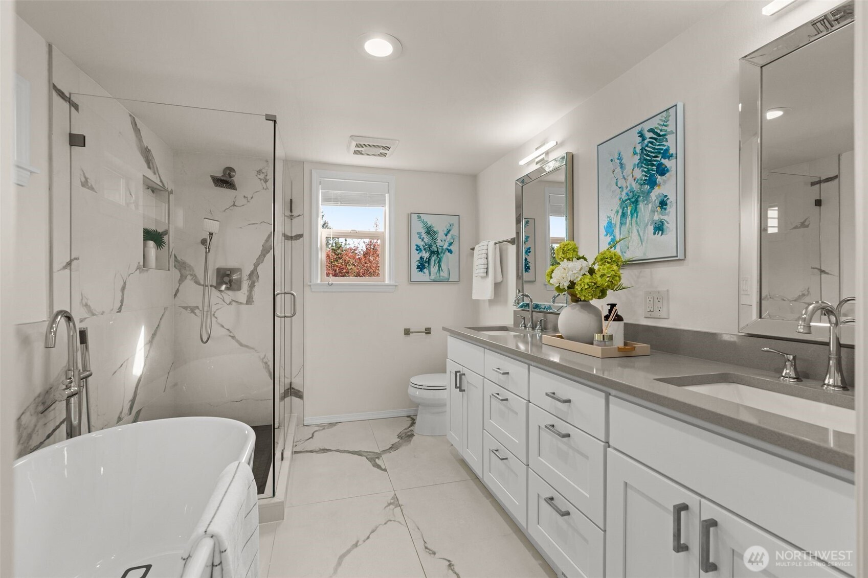 216 167th Place NE, Bellevue, WA 98008-4520