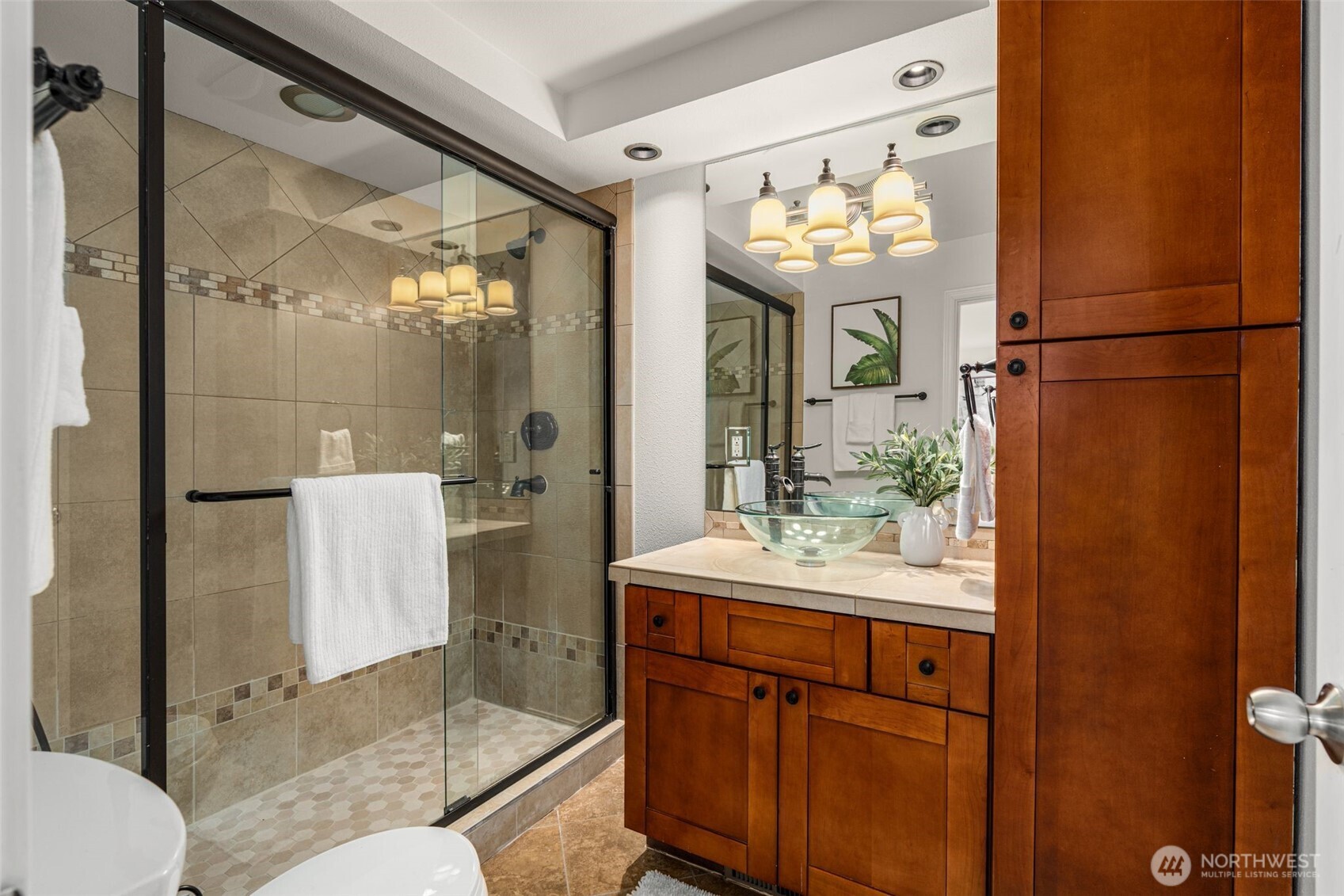 216 167th Place NE, Bellevue, WA 98008-4520