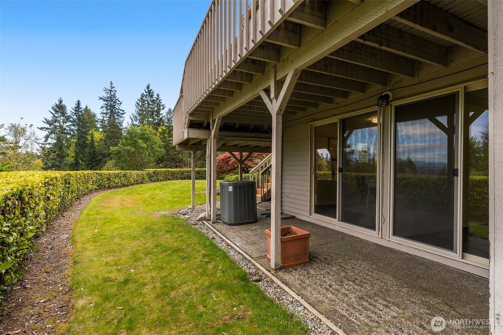 216 167th Place NE, Bellevue, WA 98008-4520