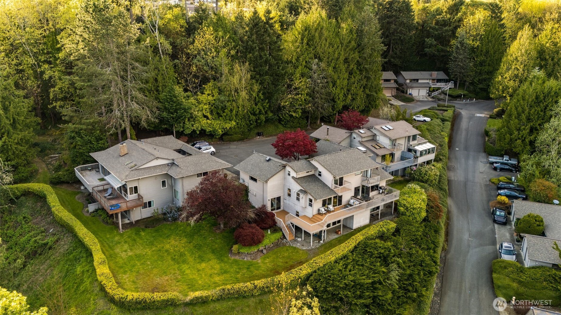216 167th Place NE, Bellevue, WA 98008-4520