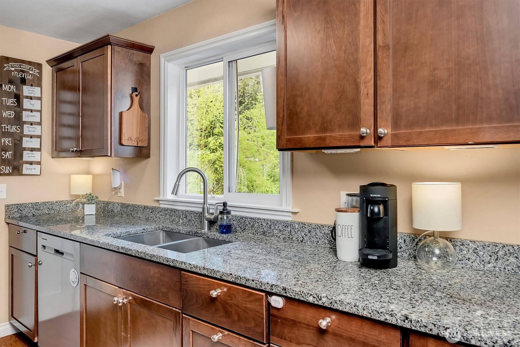515 Ogle Avenue NE, North Bend, WA 98045