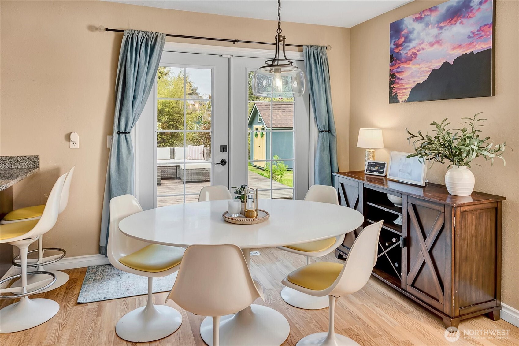 515 Ogle Avenue NE, North Bend, WA 98045