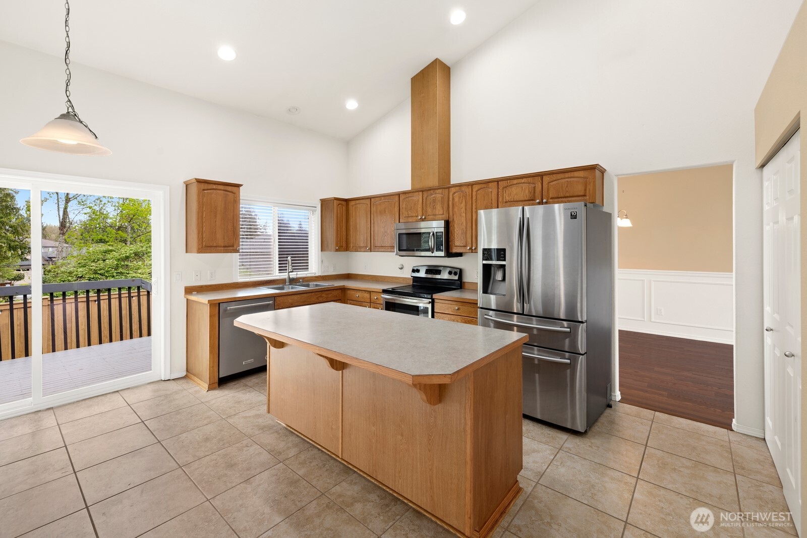 8307 210th Avenue Ct E, Bonney Lake, WA 98391