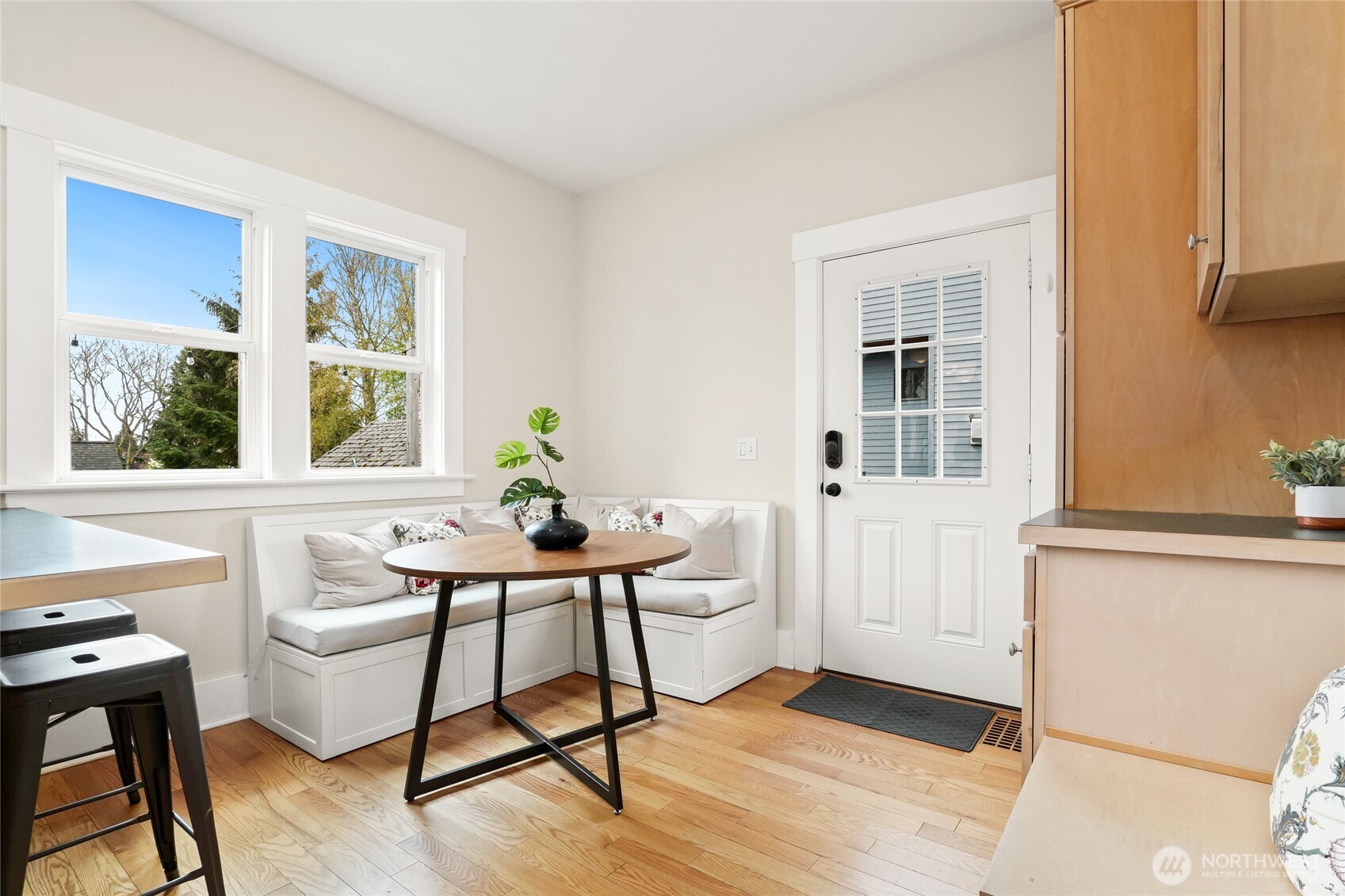 2821 NW 65th Street , Seattle, WA 98117