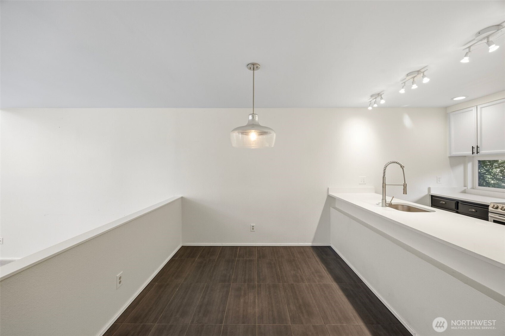 1417 N 200th Street #A6, Shoreline, WA 98133